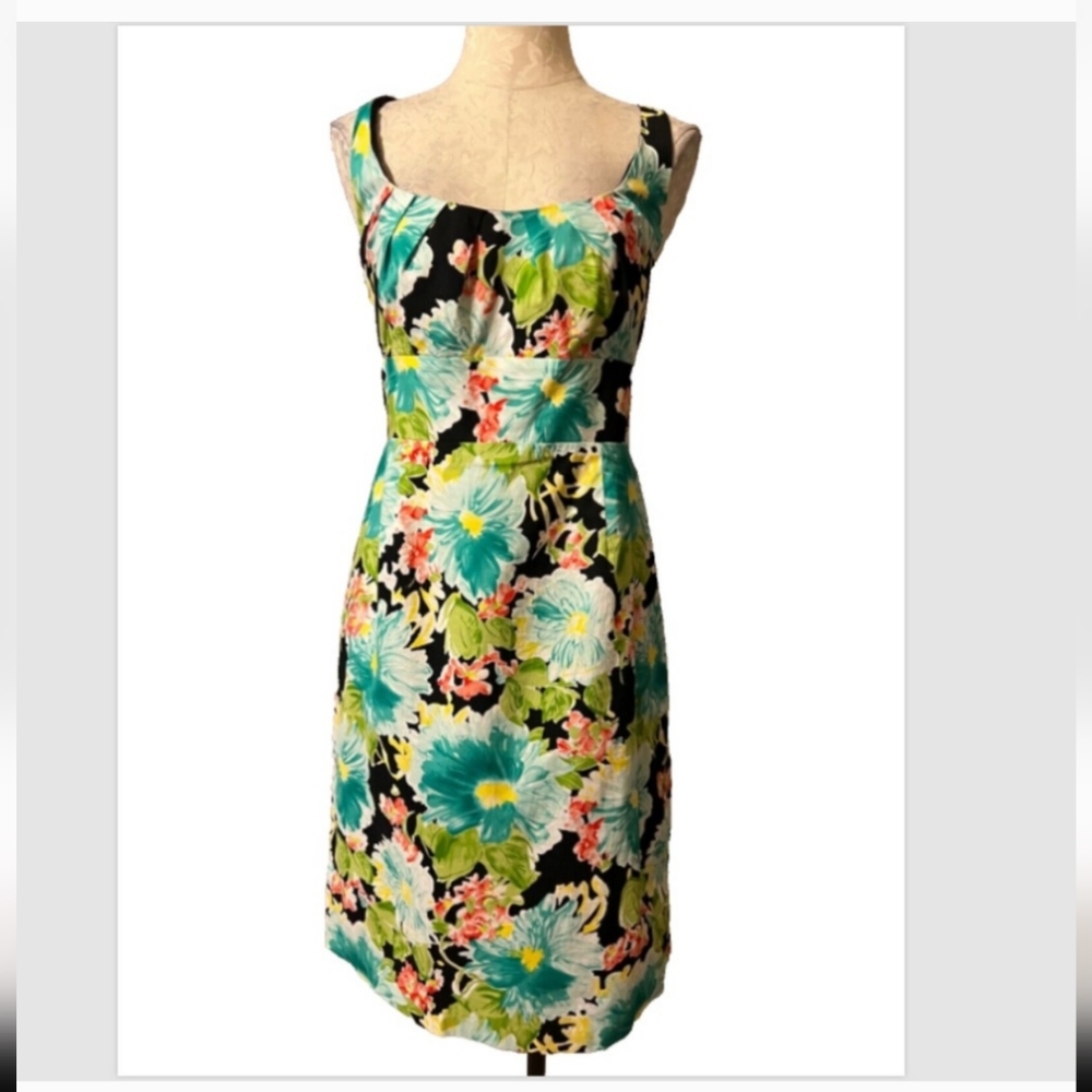 Suzi Chin tropical sheath
